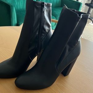 Aldo ankle boots, NEW
